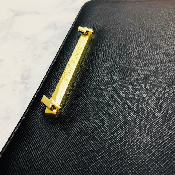 Betsey Johnson Zia Wallet - Picture 2 of 3